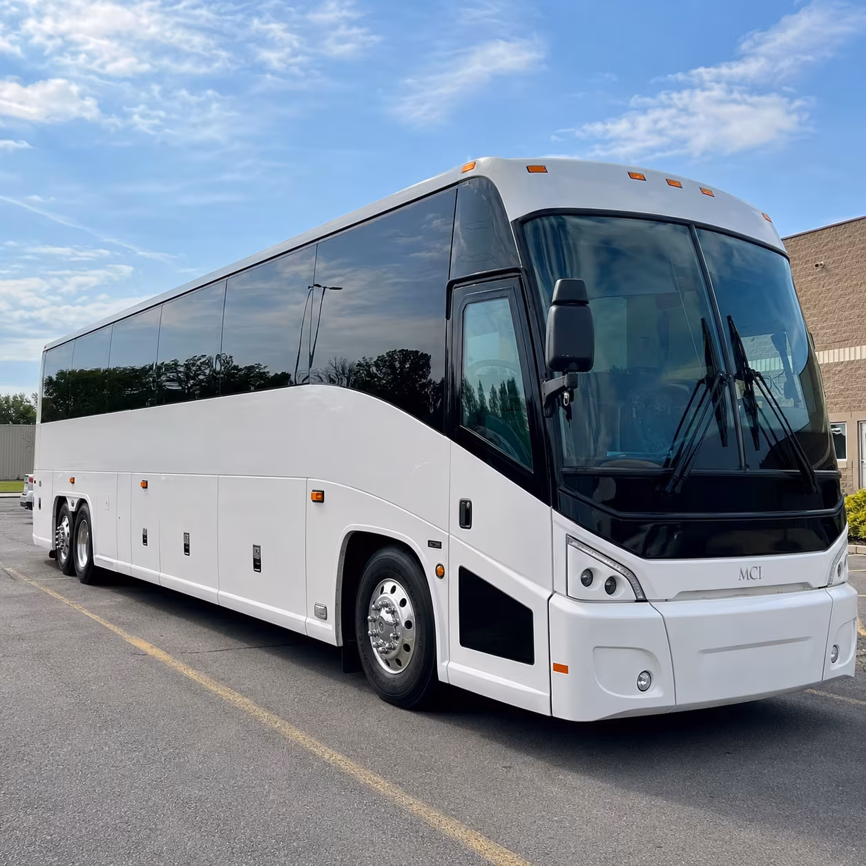 Baton Rouge Airport Shuttle & Transportation party bus exterior