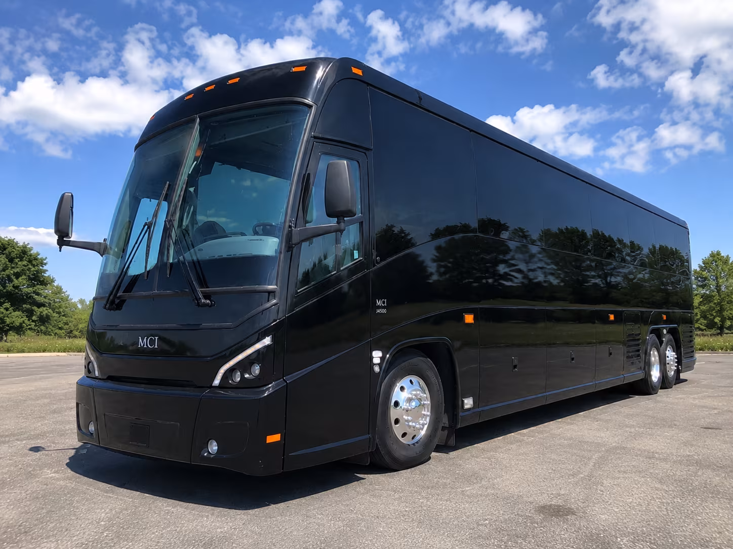 Baton Rouge Airport Shuttle & Transportation party bus exterior